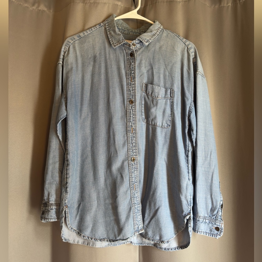 American Eagle Soft Denim Jacket